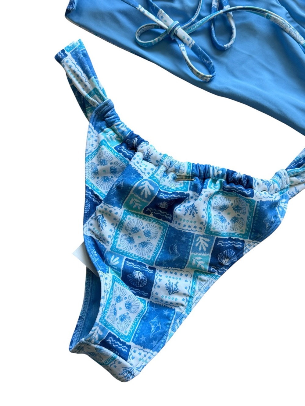Hollister NWT Blue Coastal Tile Print Halter Bikini Set Top S Bottom M Cheeky - Picture 12 of 13
